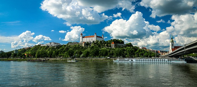 pohled na Bratislavu